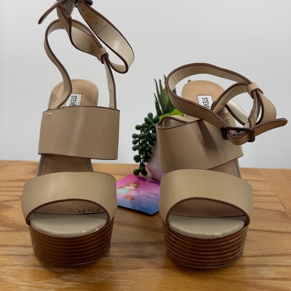 Steve Madden Dezzzy Cream and Brown Platform Heels 7.5 Strappy - Picture 6 of 11